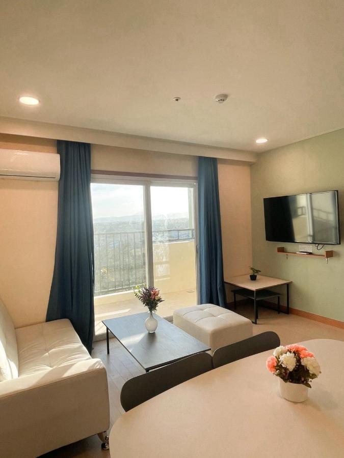 אנגלס On Hotel Friendship מראה חיצוני תמונה