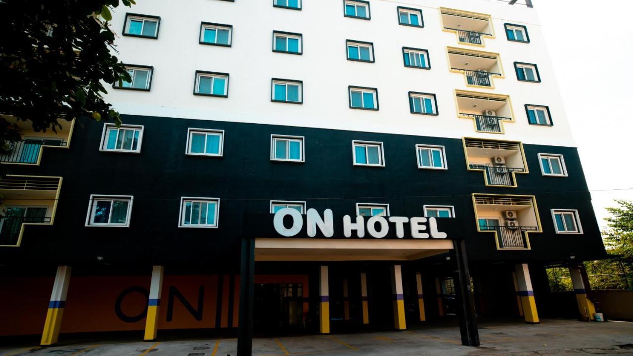 אנגלס On Hotel Friendship מראה חיצוני תמונה